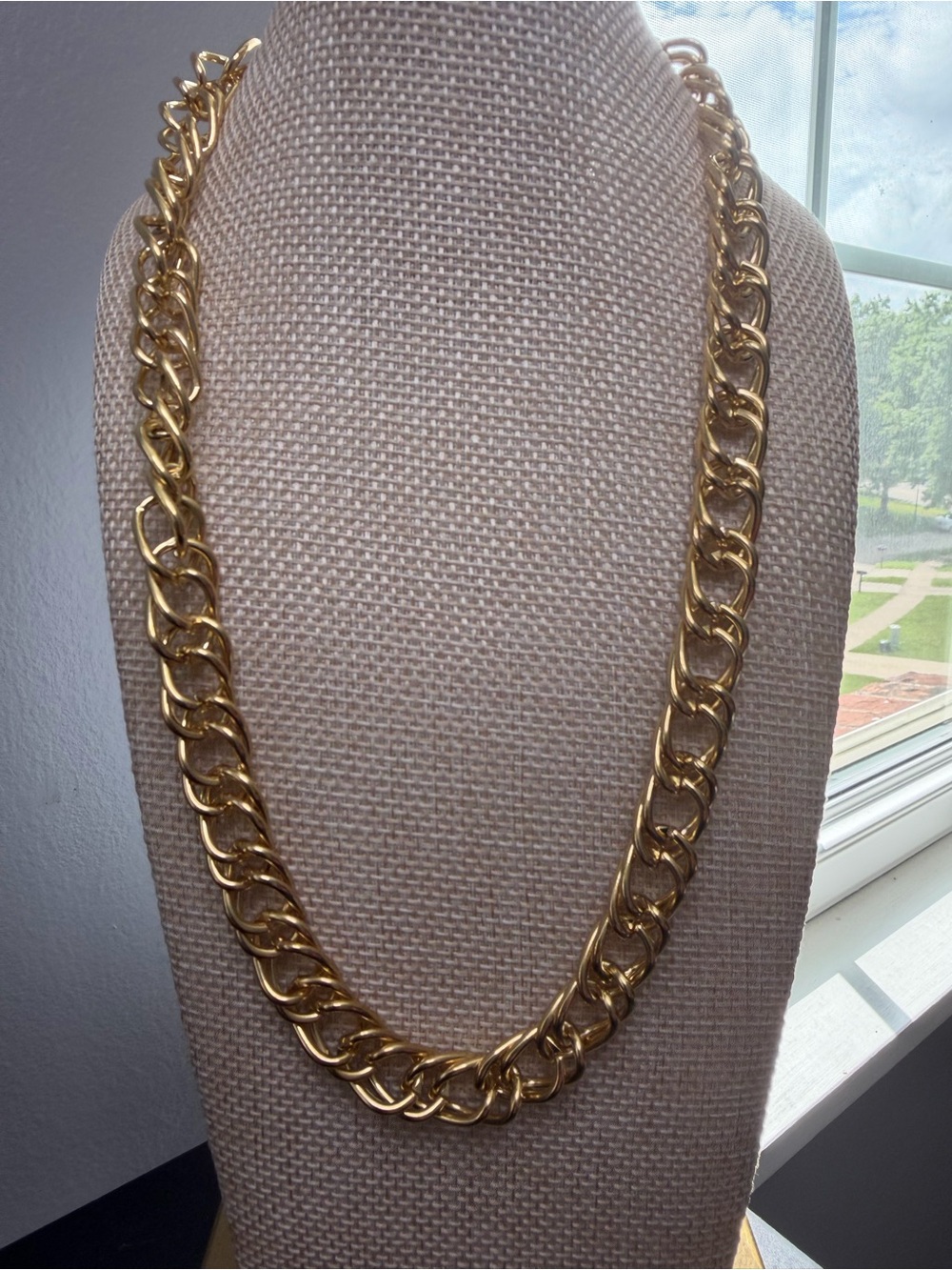 Source Unknown Gold Chunky Chain Necklace